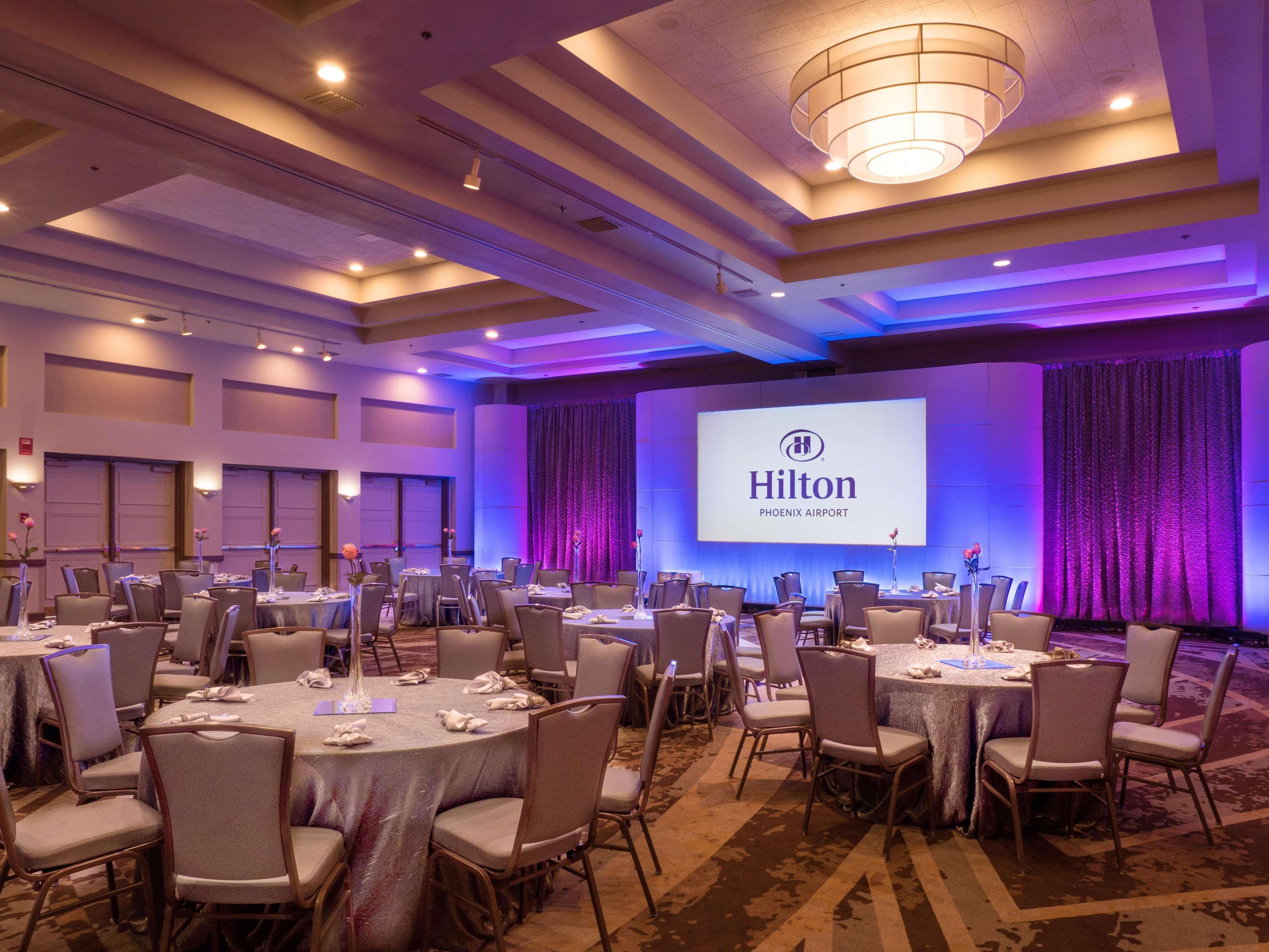 Hilton Phoenix Airport Eksteriør billede