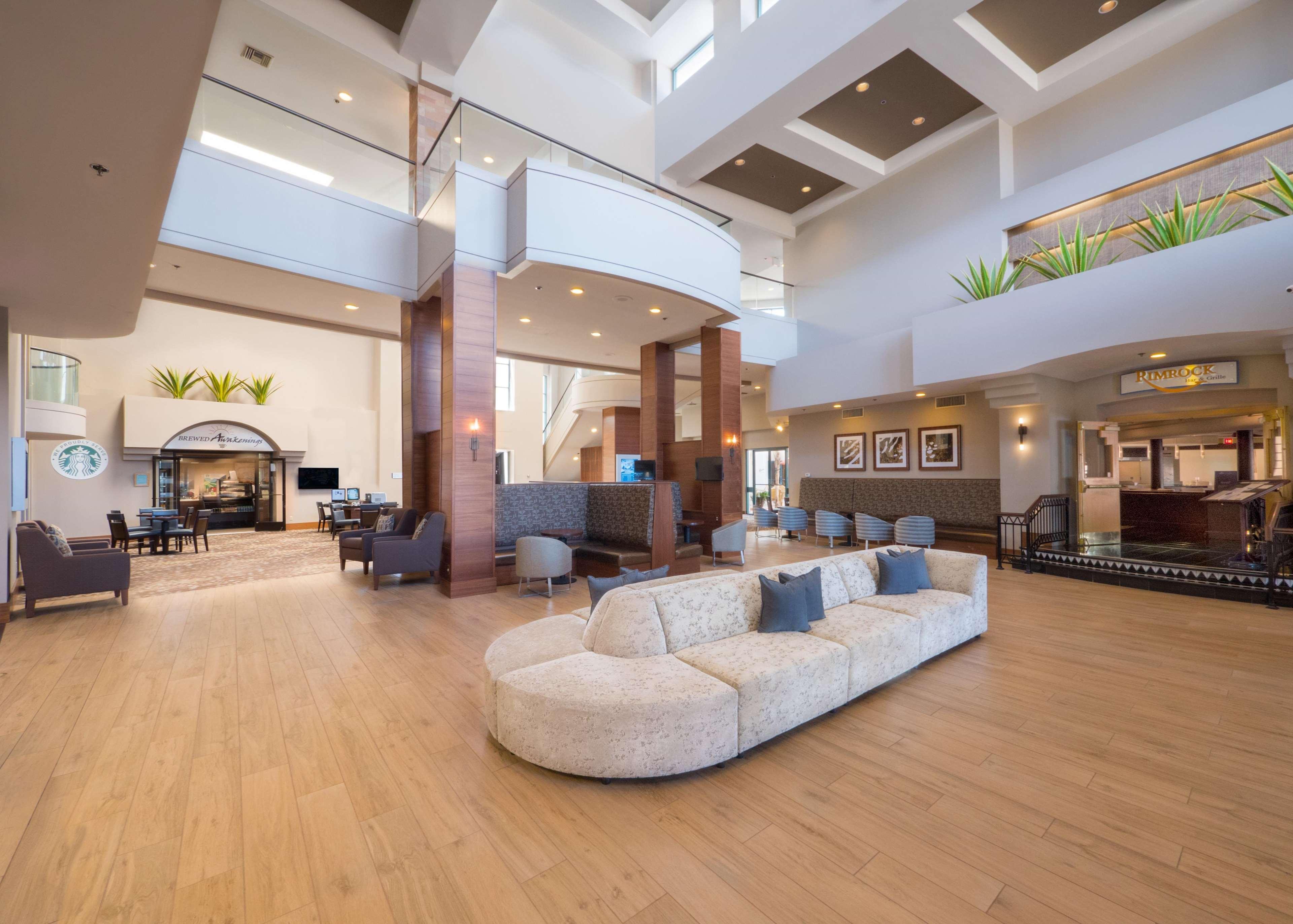 Hilton Phoenix Airport Eksteriør billede