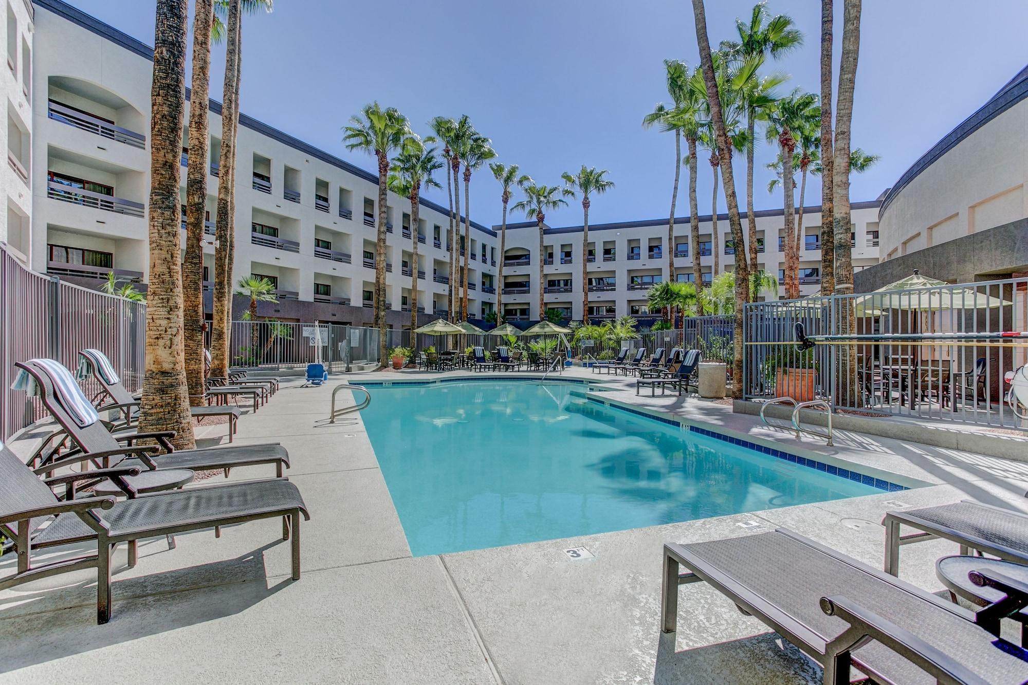 Hilton Phoenix Airport Eksteriør billede