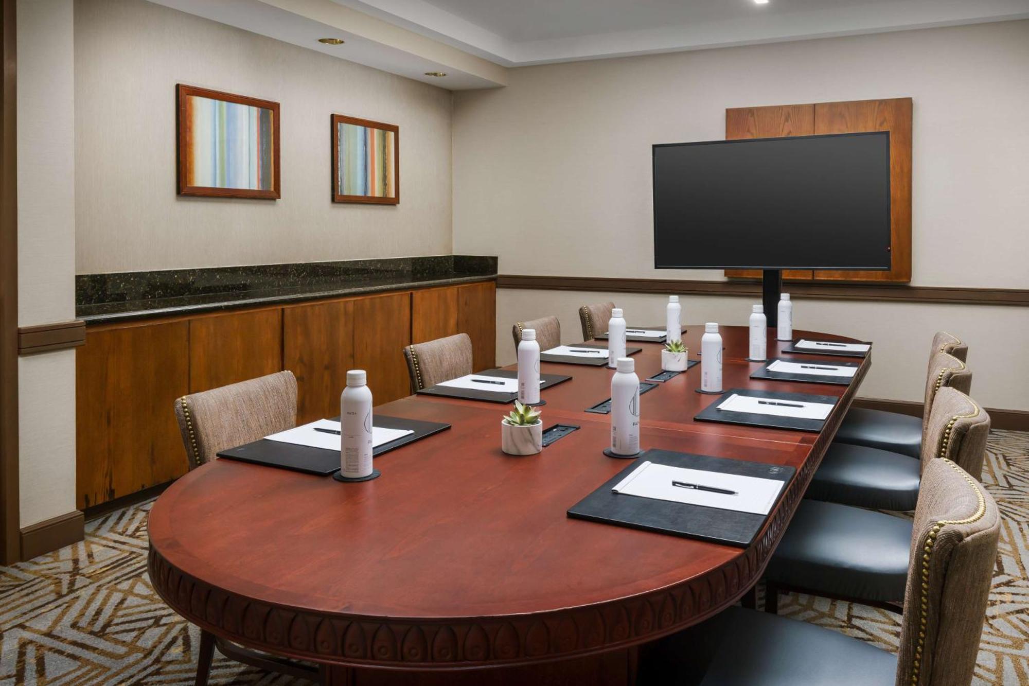 Hilton Phoenix Airport Eksteriør billede