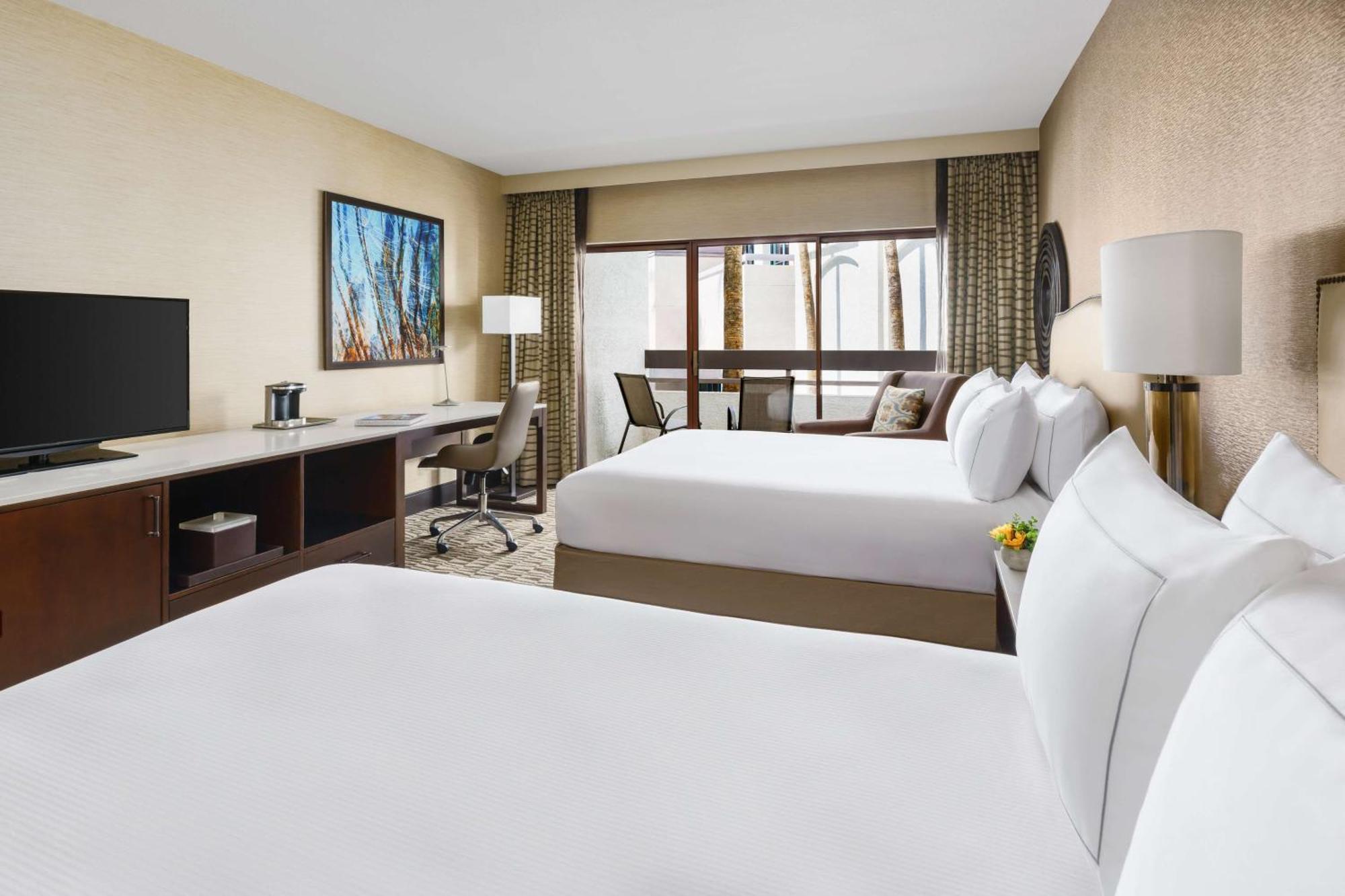 Hilton Phoenix Airport Eksteriør billede