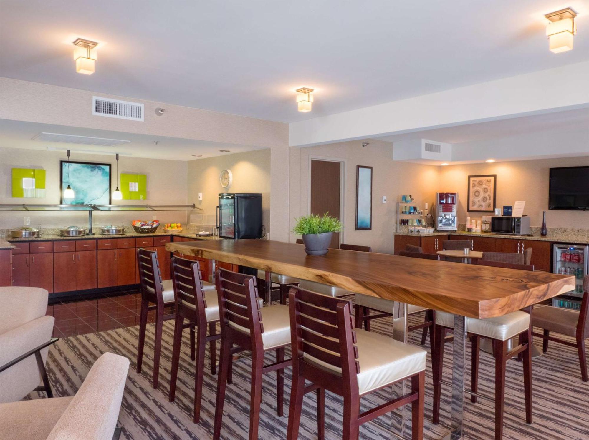 Hilton Phoenix Airport Eksteriør billede